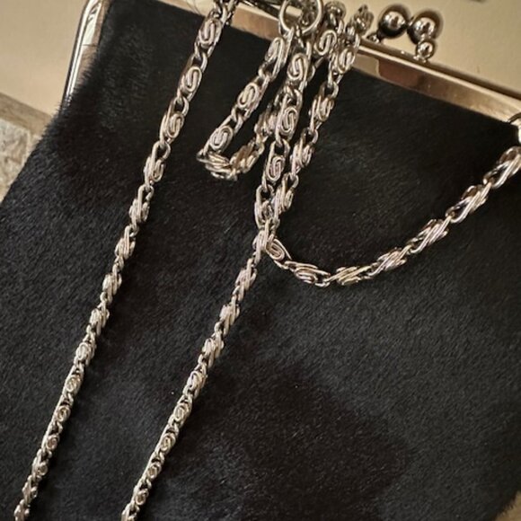 NWT - Brahmin Cow Hair Cross Body Bag - Picture 14 of 15